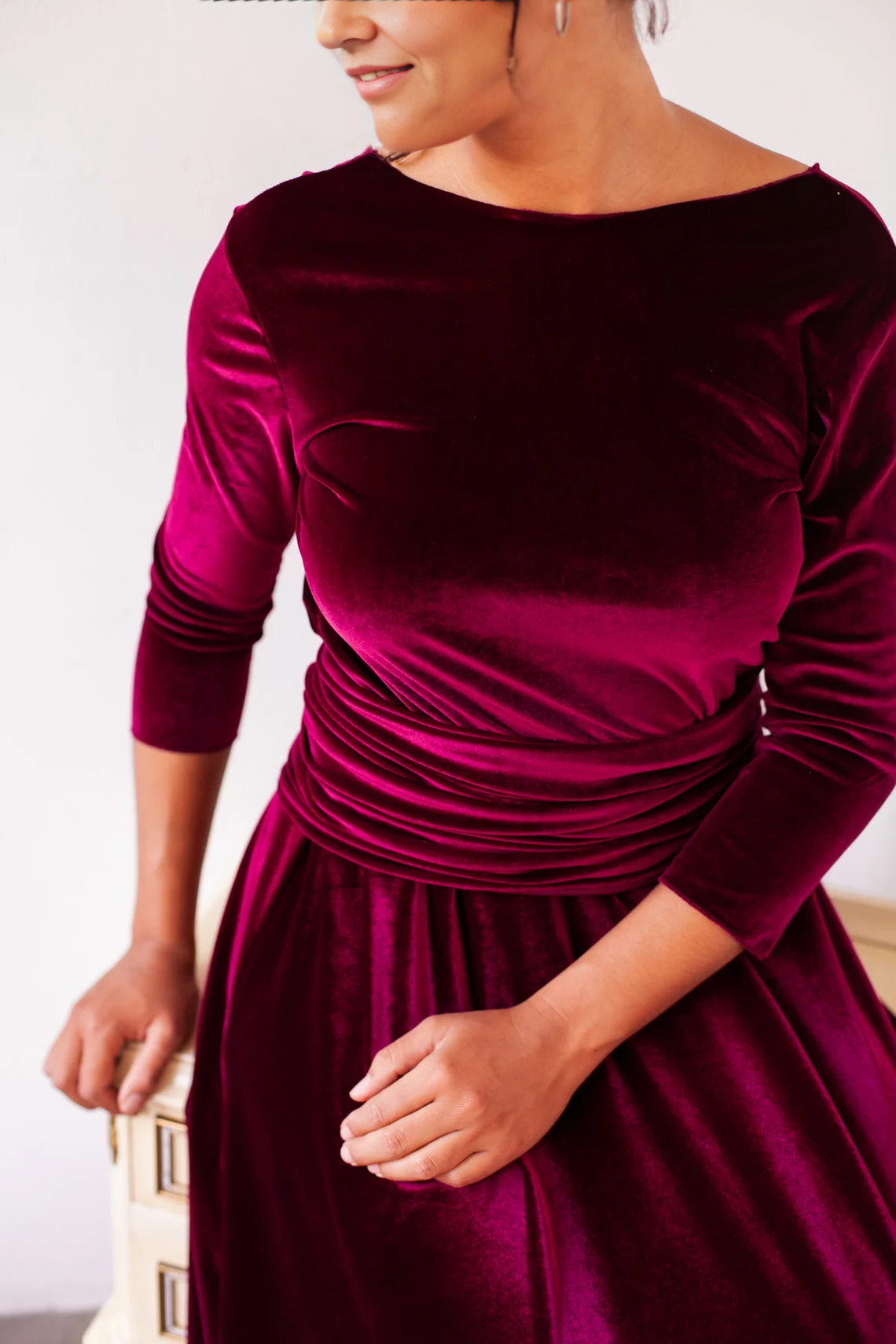 Vestido de terciopelo de manga larga de invierno con cuello en V, vestido largo de dama de honor de invierno, vestido de terciopelo hasta el suelo, vestido de noche